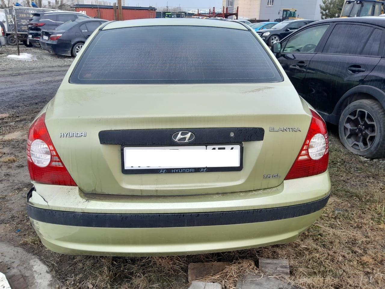 Hyundai Elantra - фото 4