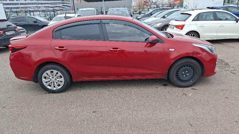 Kia Rio - фото 4