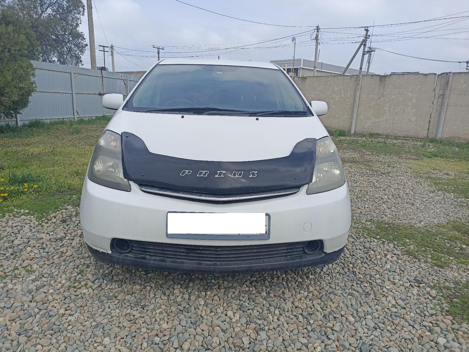 Toyota Prius - фото 1