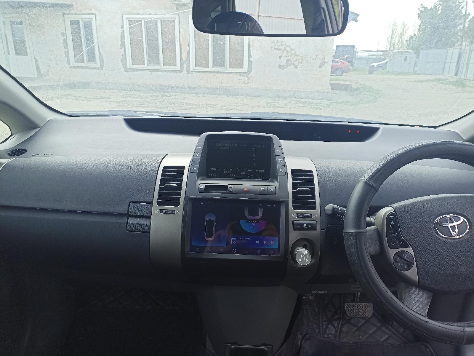 Toyota Prius - фото 5