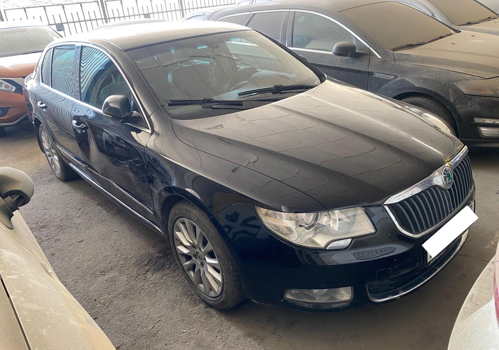 Skoda Superb - фото 3