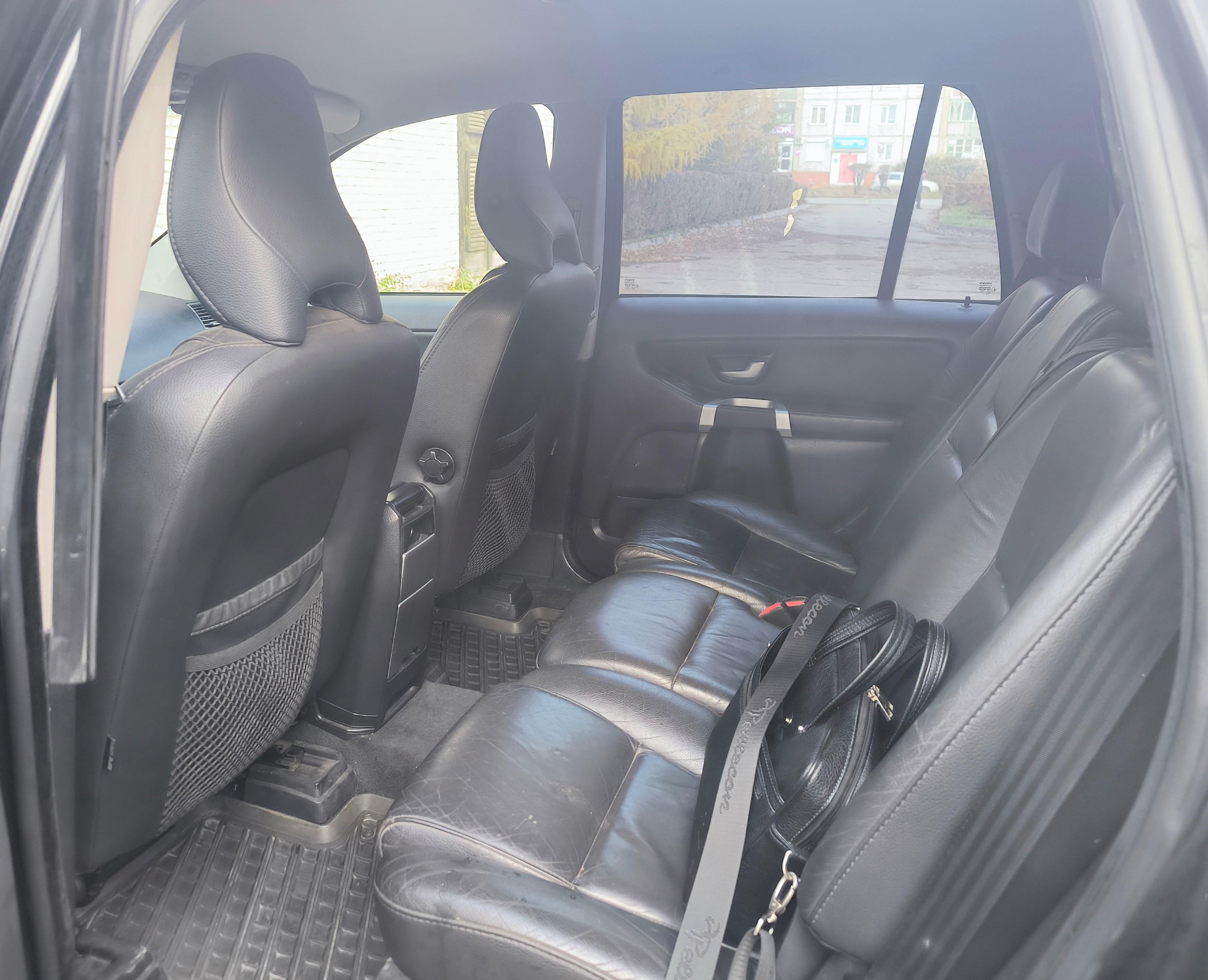 Volvo Xc90 - фото 7