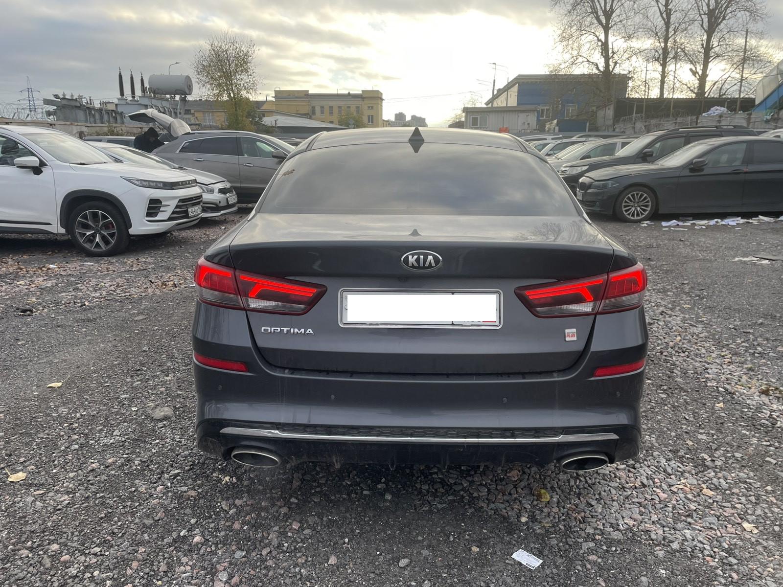 Kia Optima - фото 3