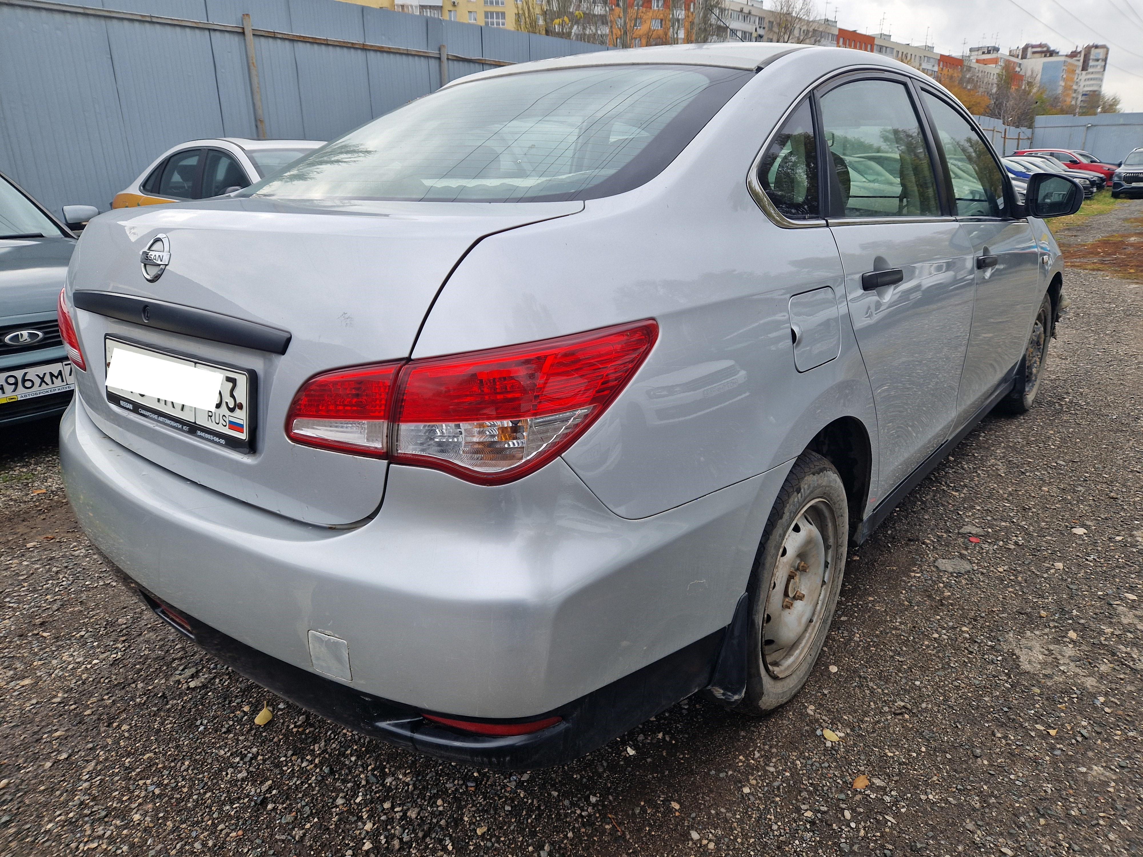 Nissan Almera - фото 3