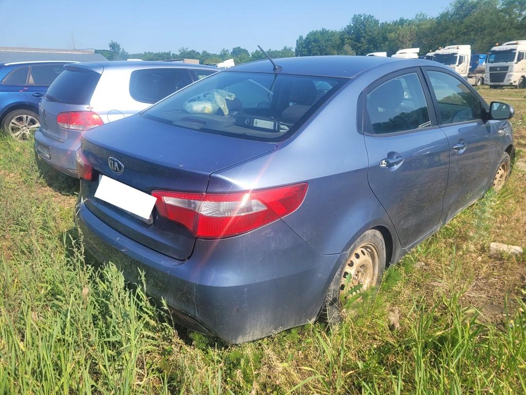 Kia Rio - фото 3