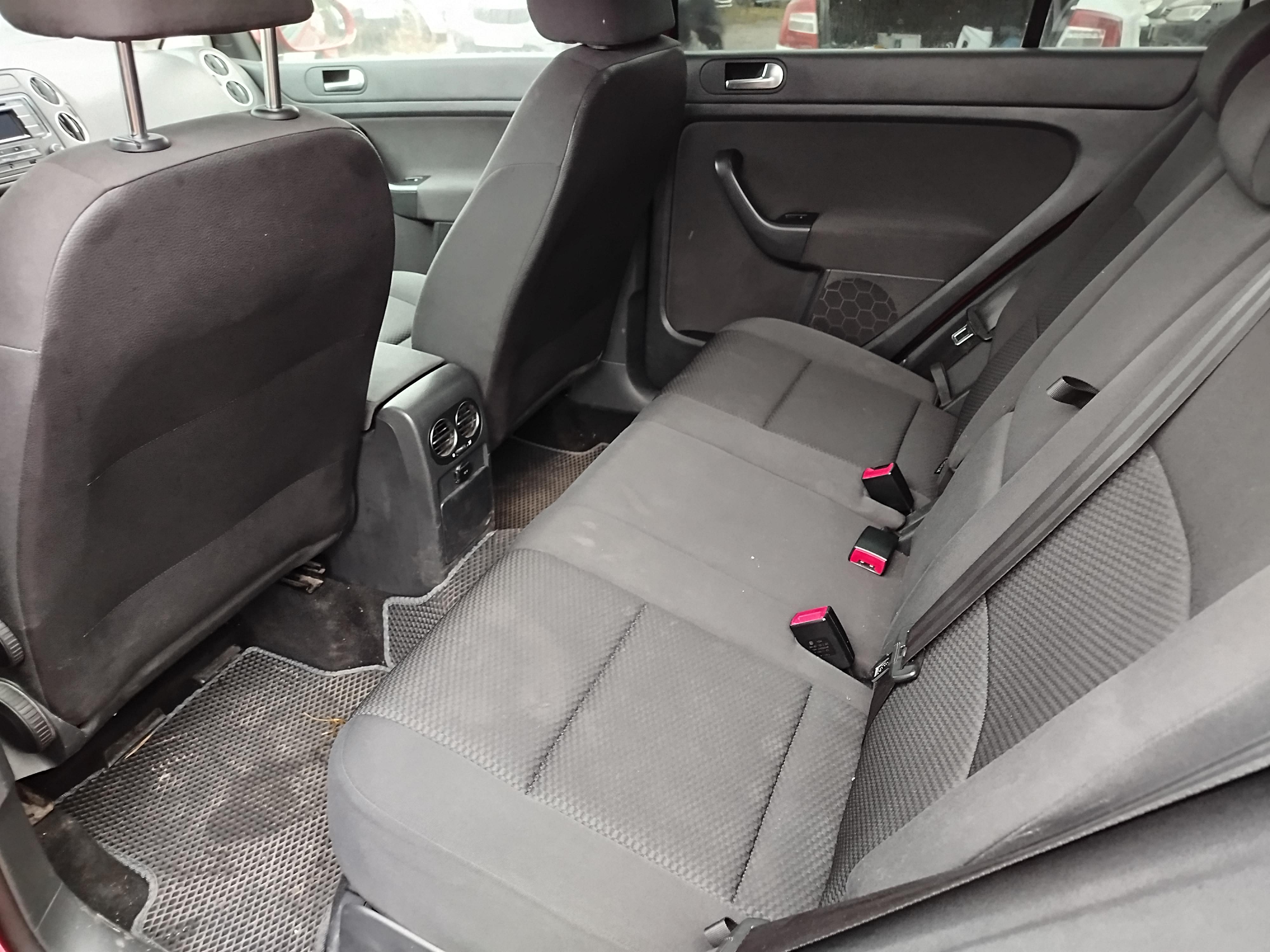 Volkswagen Golf Plus - фото 8