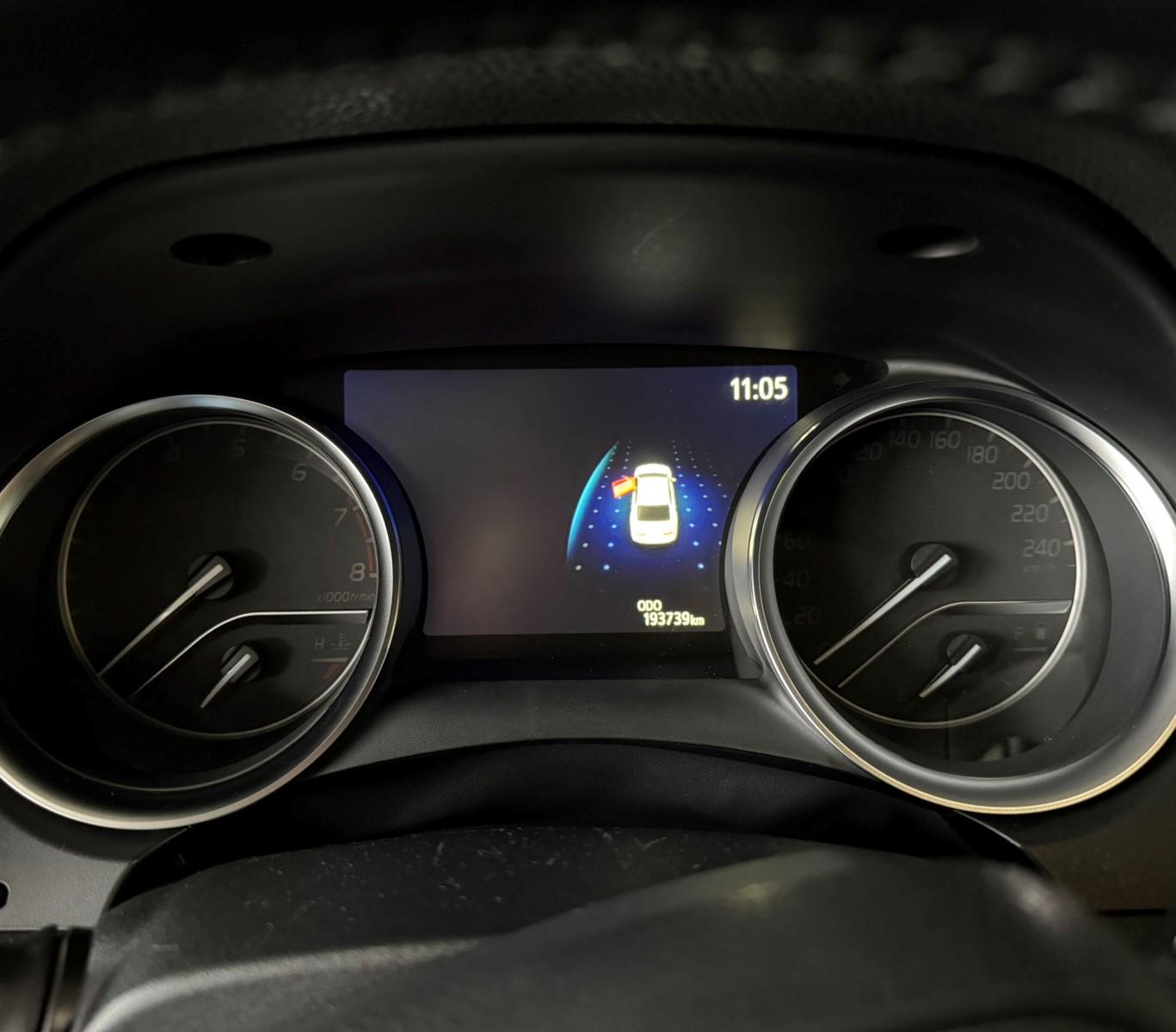 Toyota Camry - фото 7