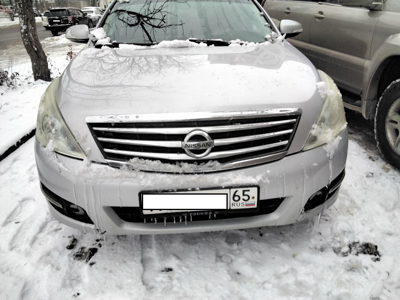 Nissan Teana - фото 1