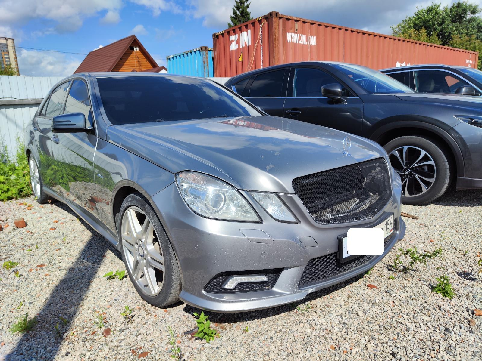 Mercedes-Benz E-Class - фото 3