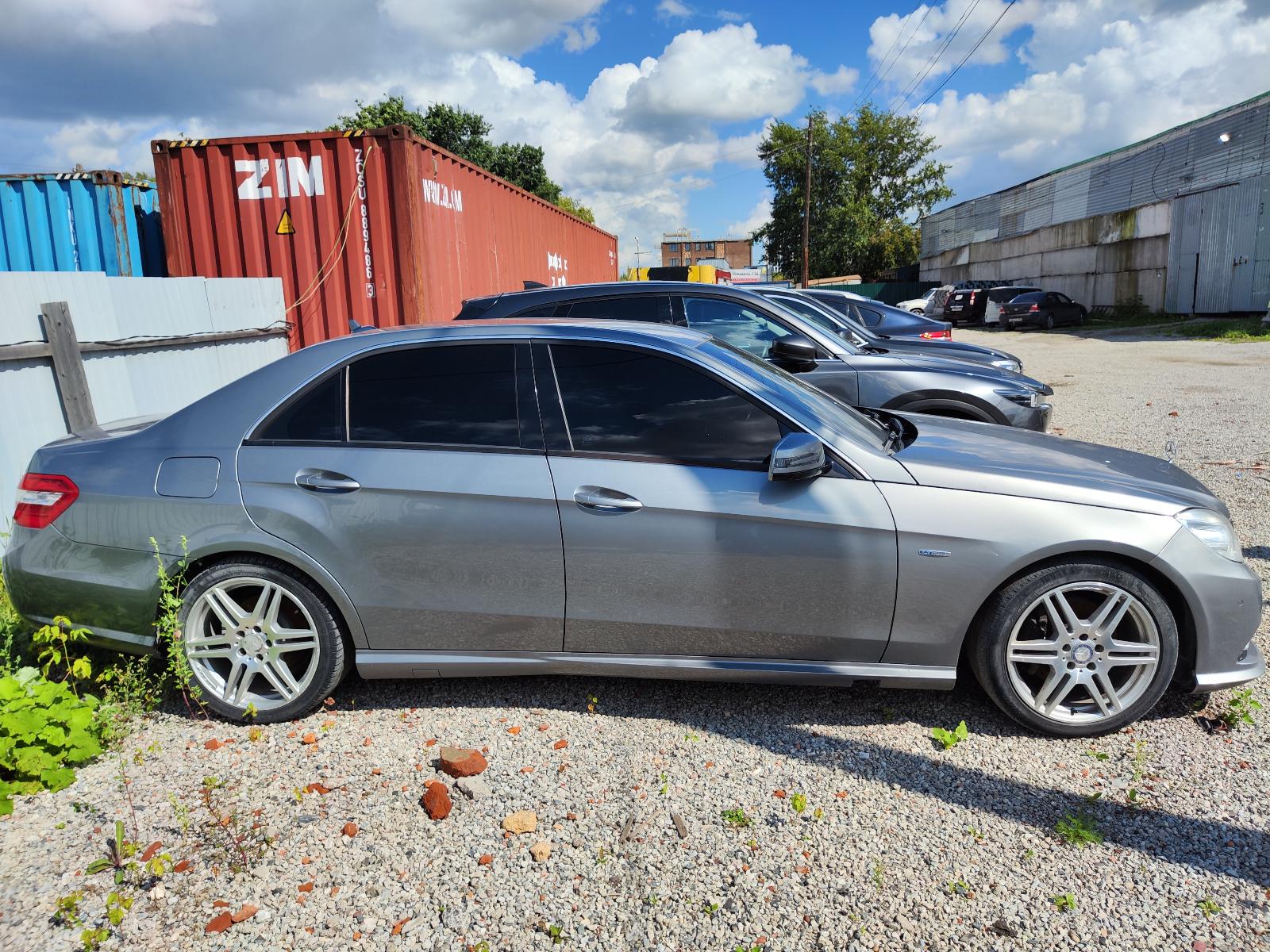 Mercedes-Benz E-Class - фото 5