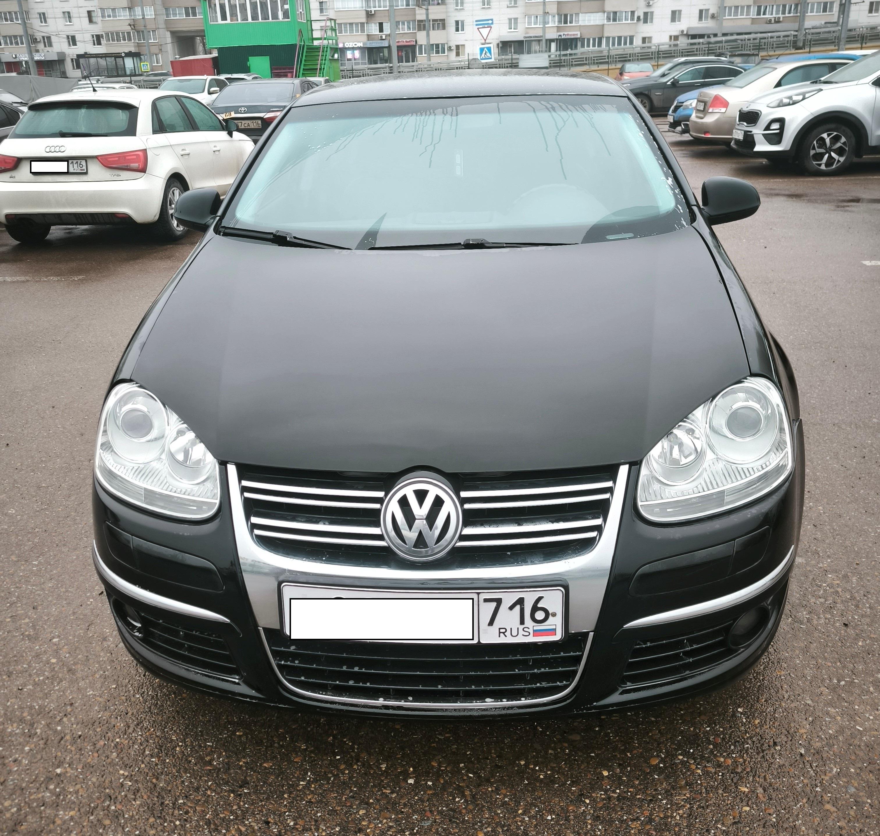 Volkswagen Jetta - фото 1