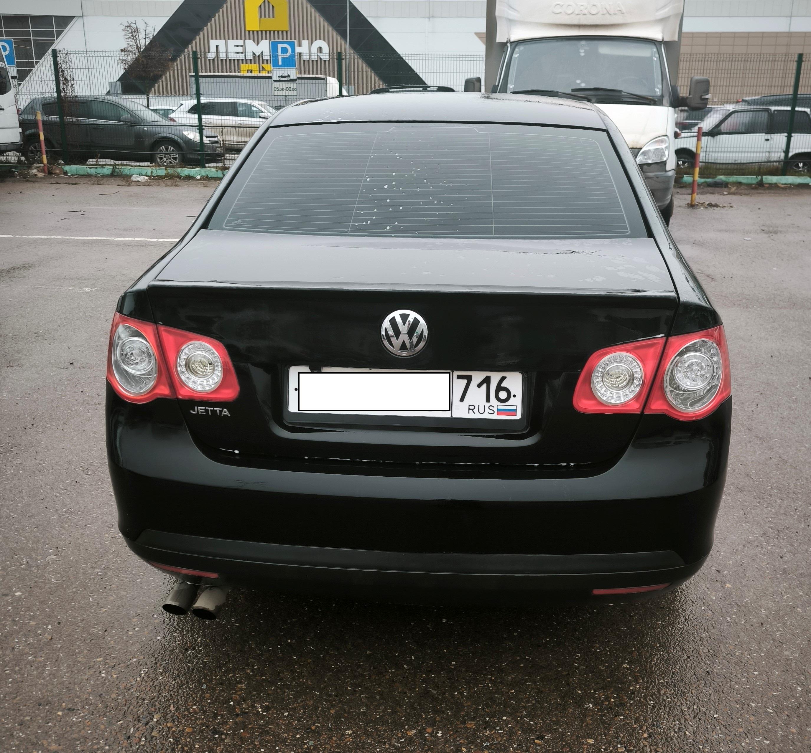Volkswagen Jetta - фото 4