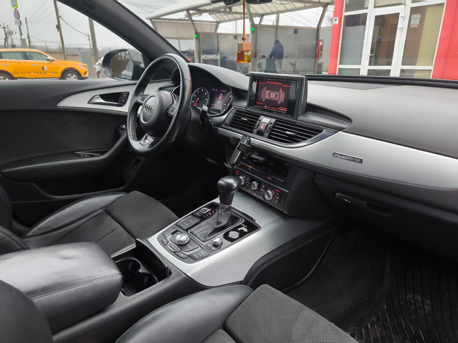 Audi A6 - фото 5