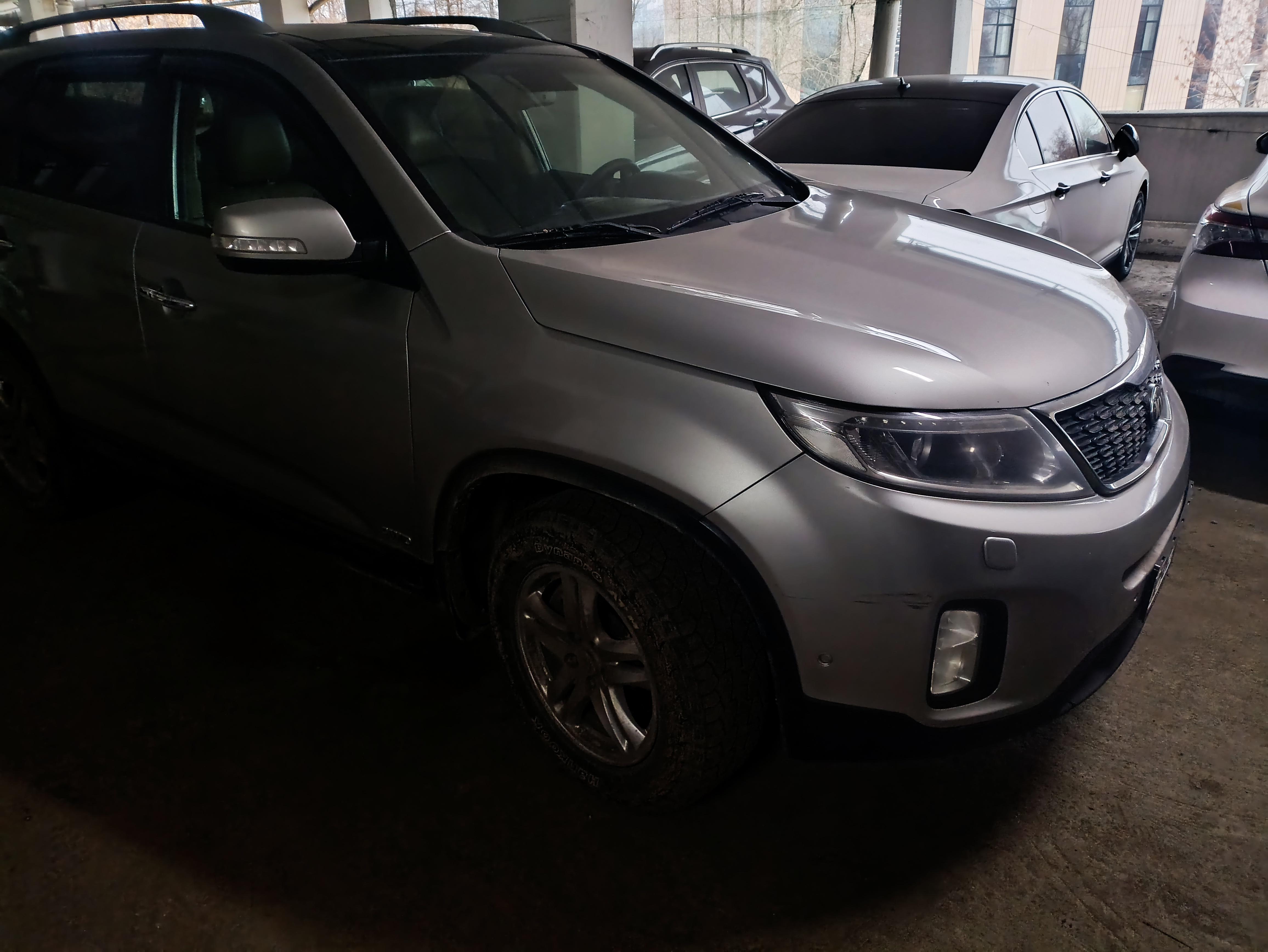 Kia Sorento - фото 3