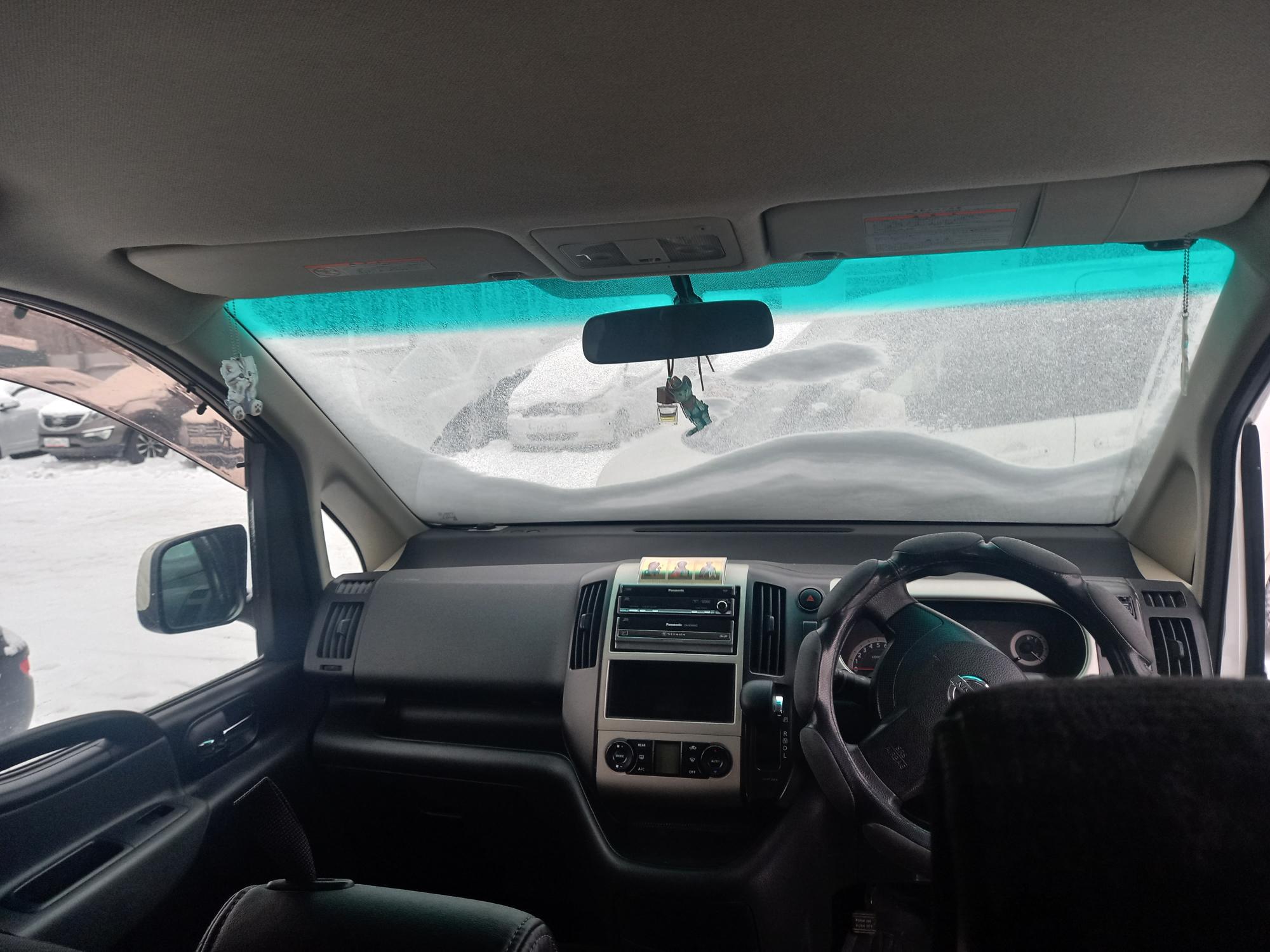 Nissan Serena - фото 5