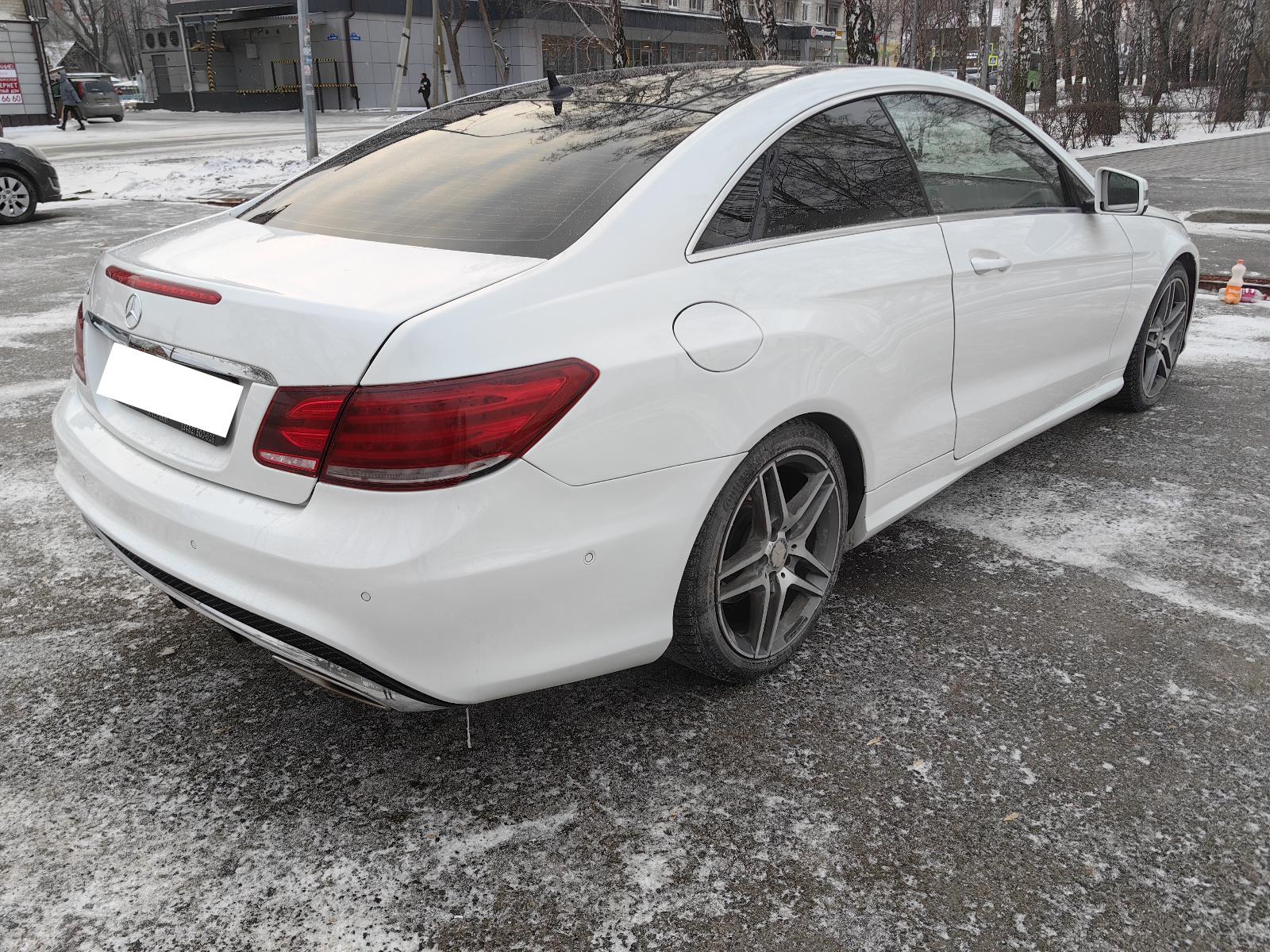 Mercedes-Benz E-Class - фото 4