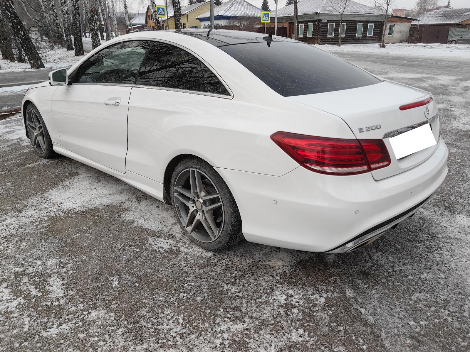 Mercedes-Benz E-Class - фото 5