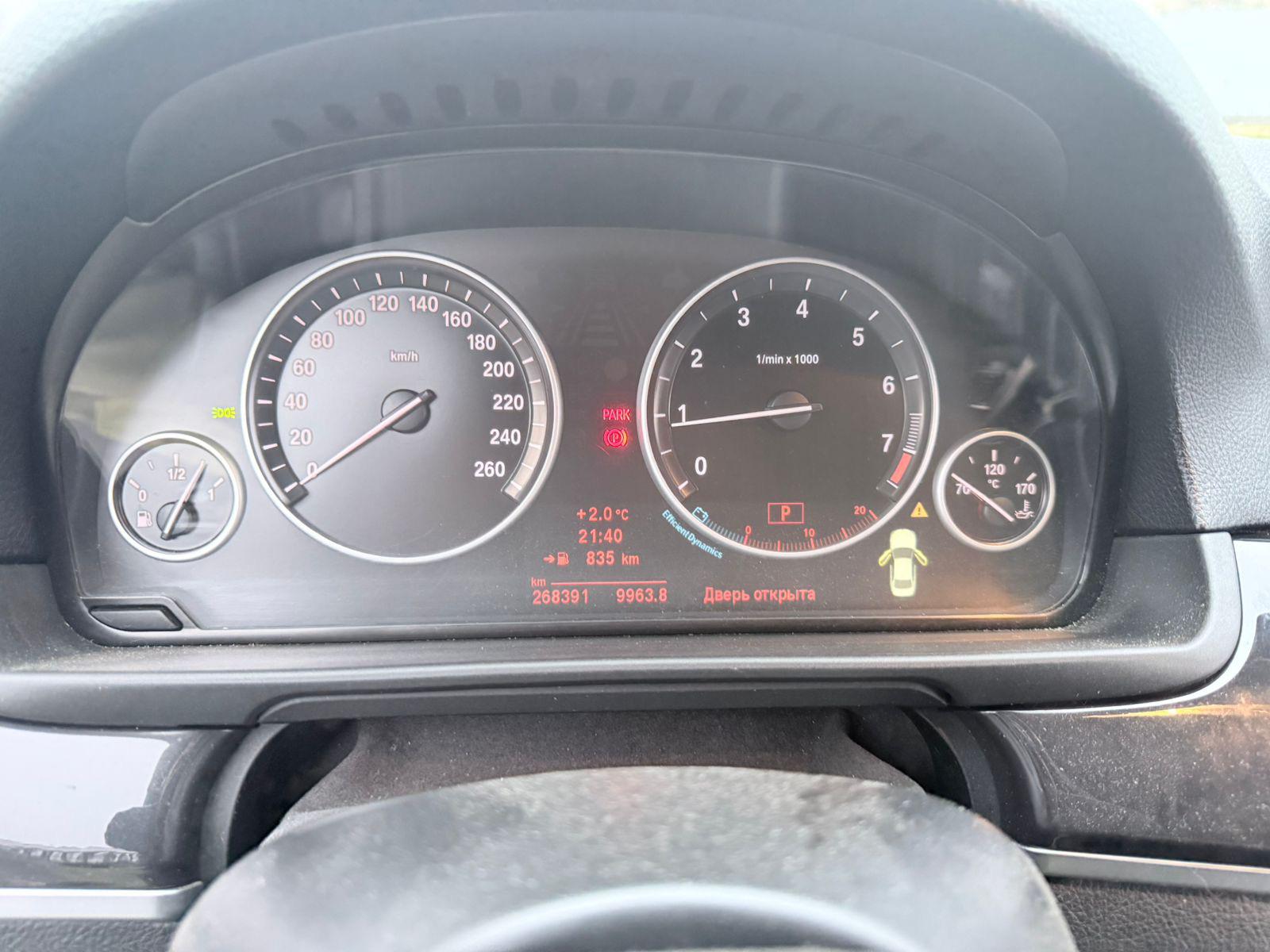 Bmw 5-Series - фото 10