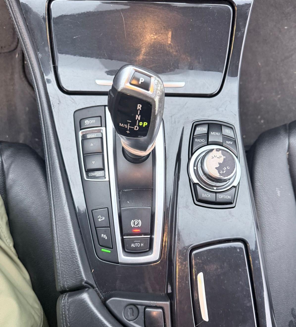 Bmw 5-Series - фото 9