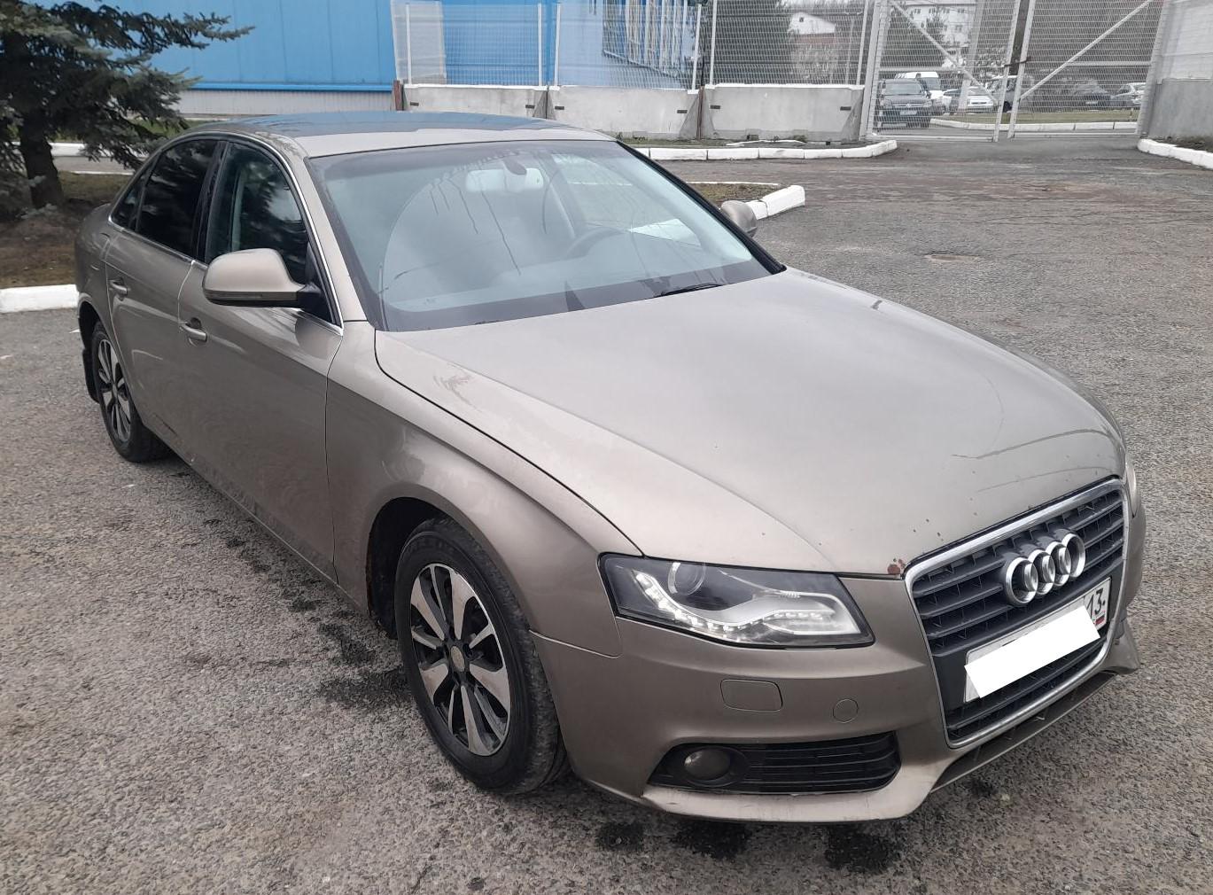 Audi A4 - фото 3