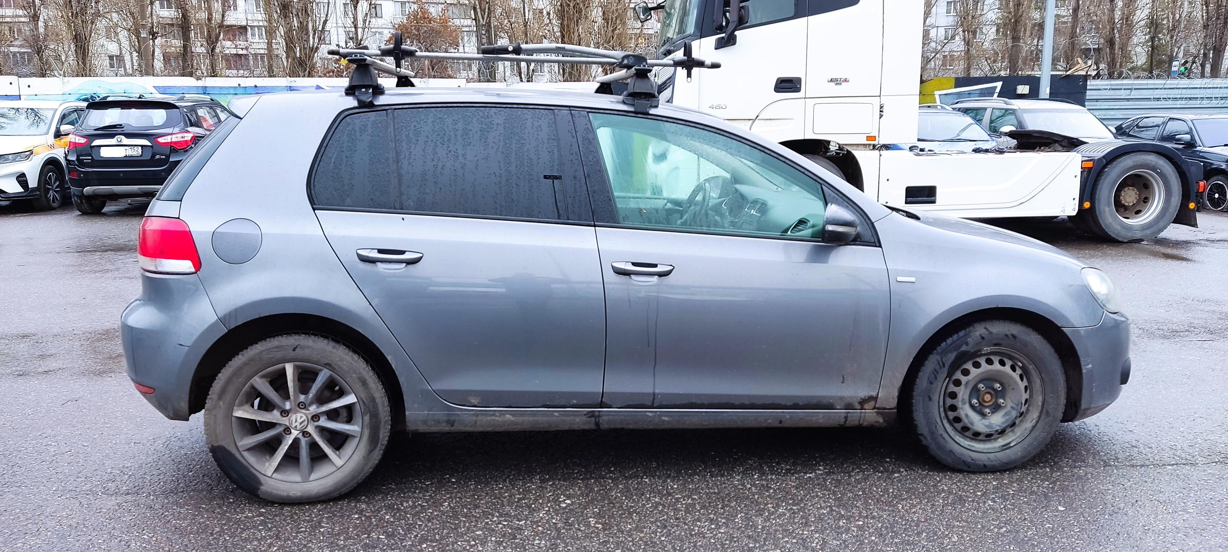 Volkswagen Golf - фото 4