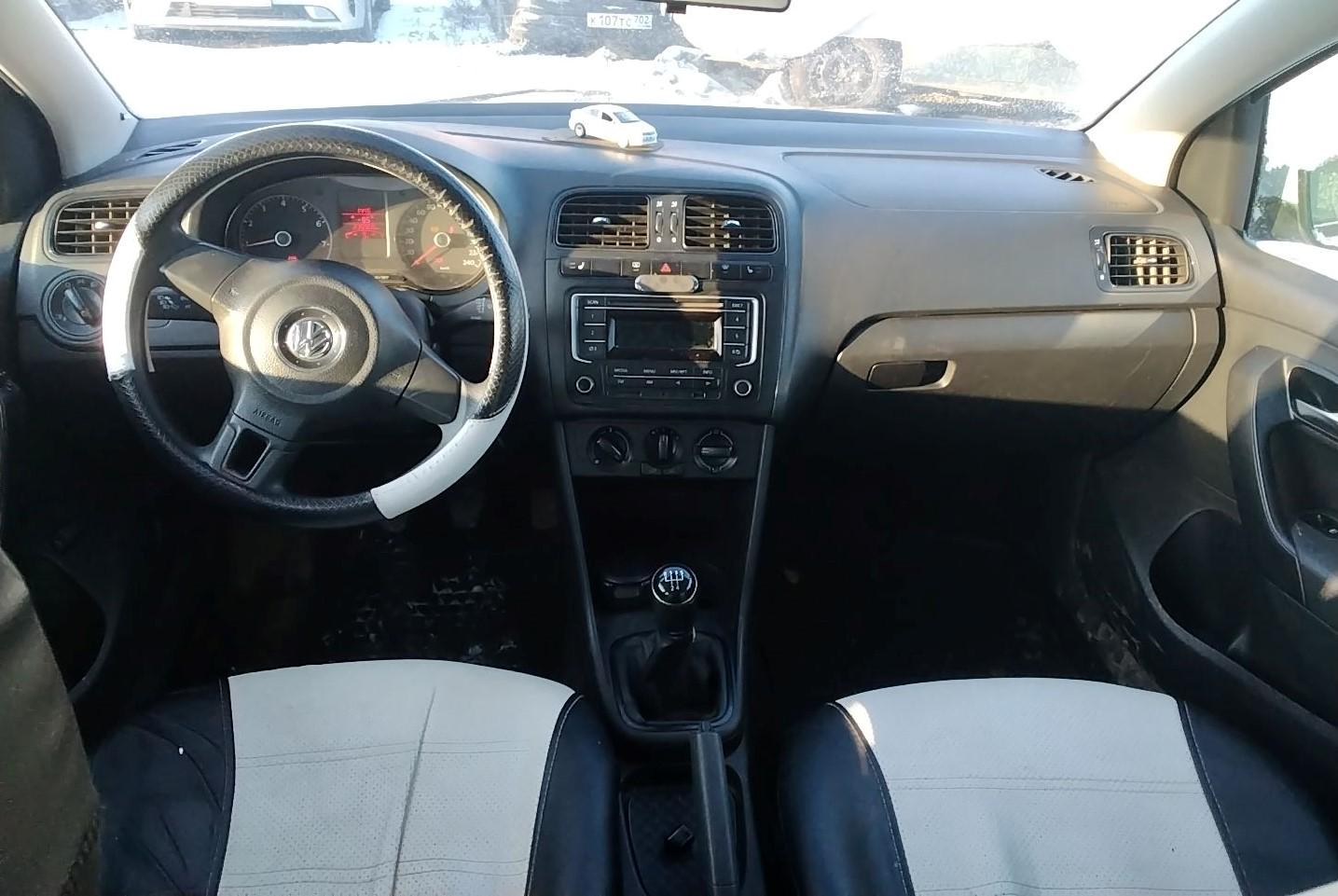 Volkswagen Polo - фото 7