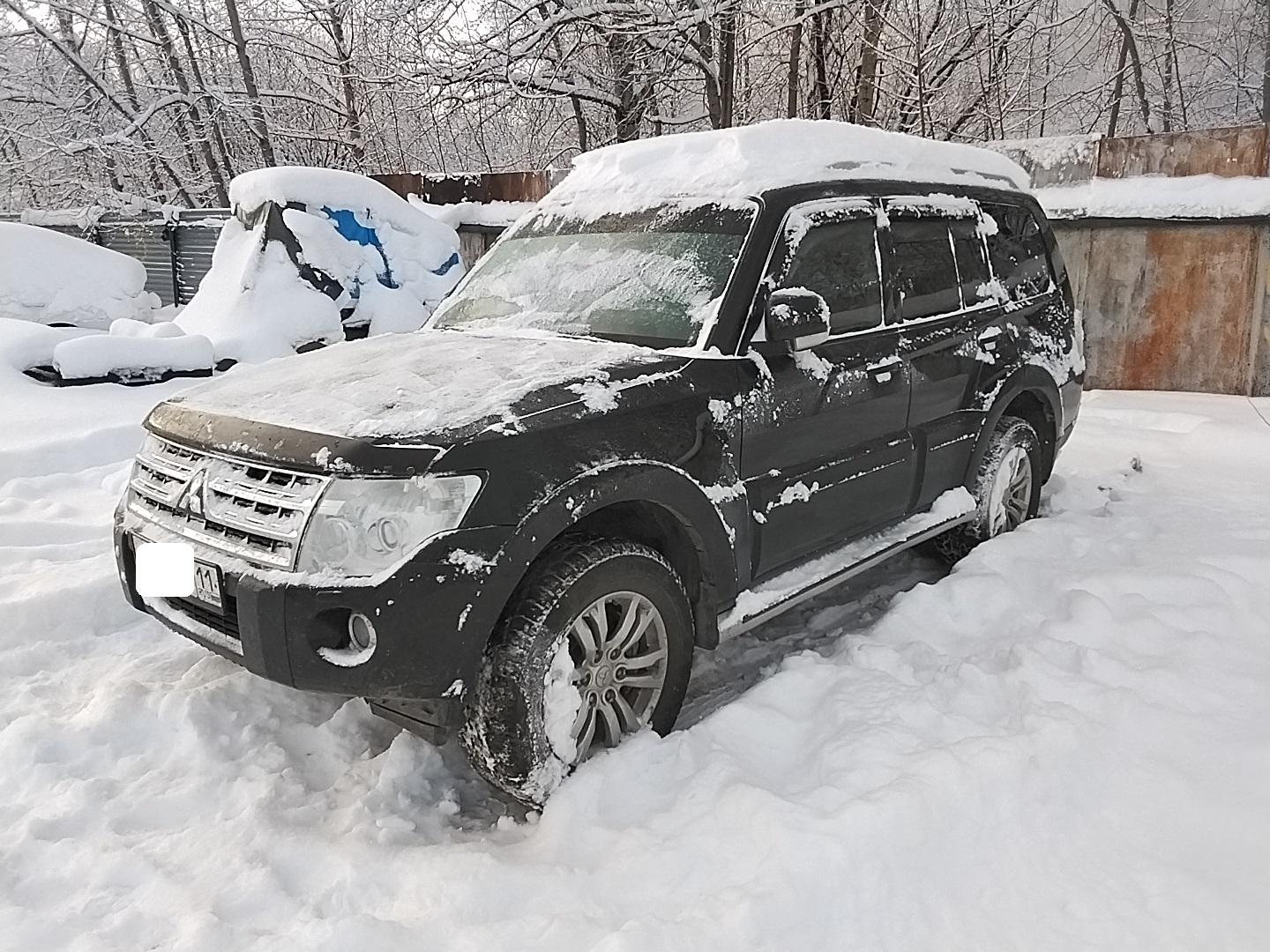 Mitsubishi Pajero - фото 2