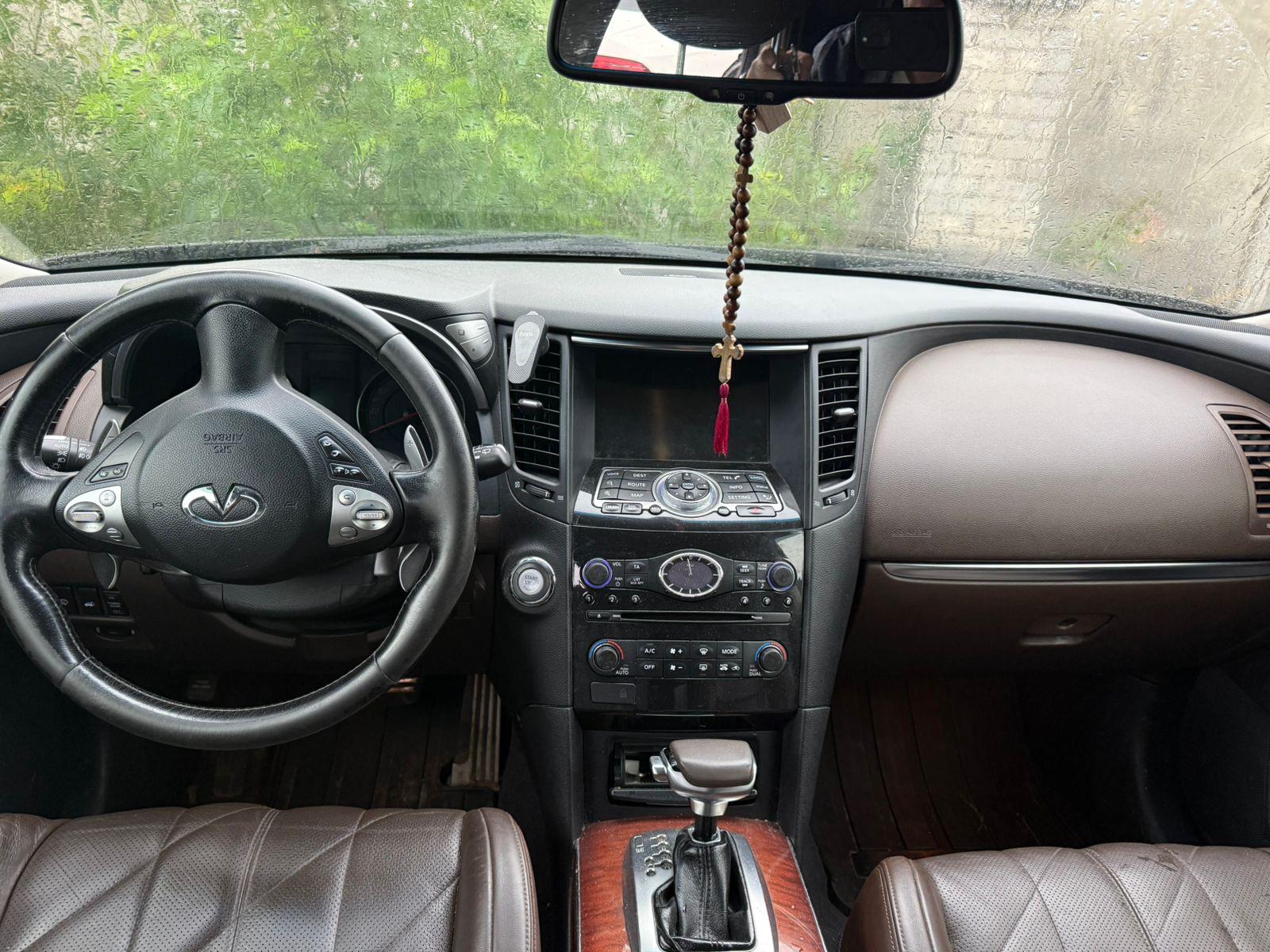 Infiniti Fx37
