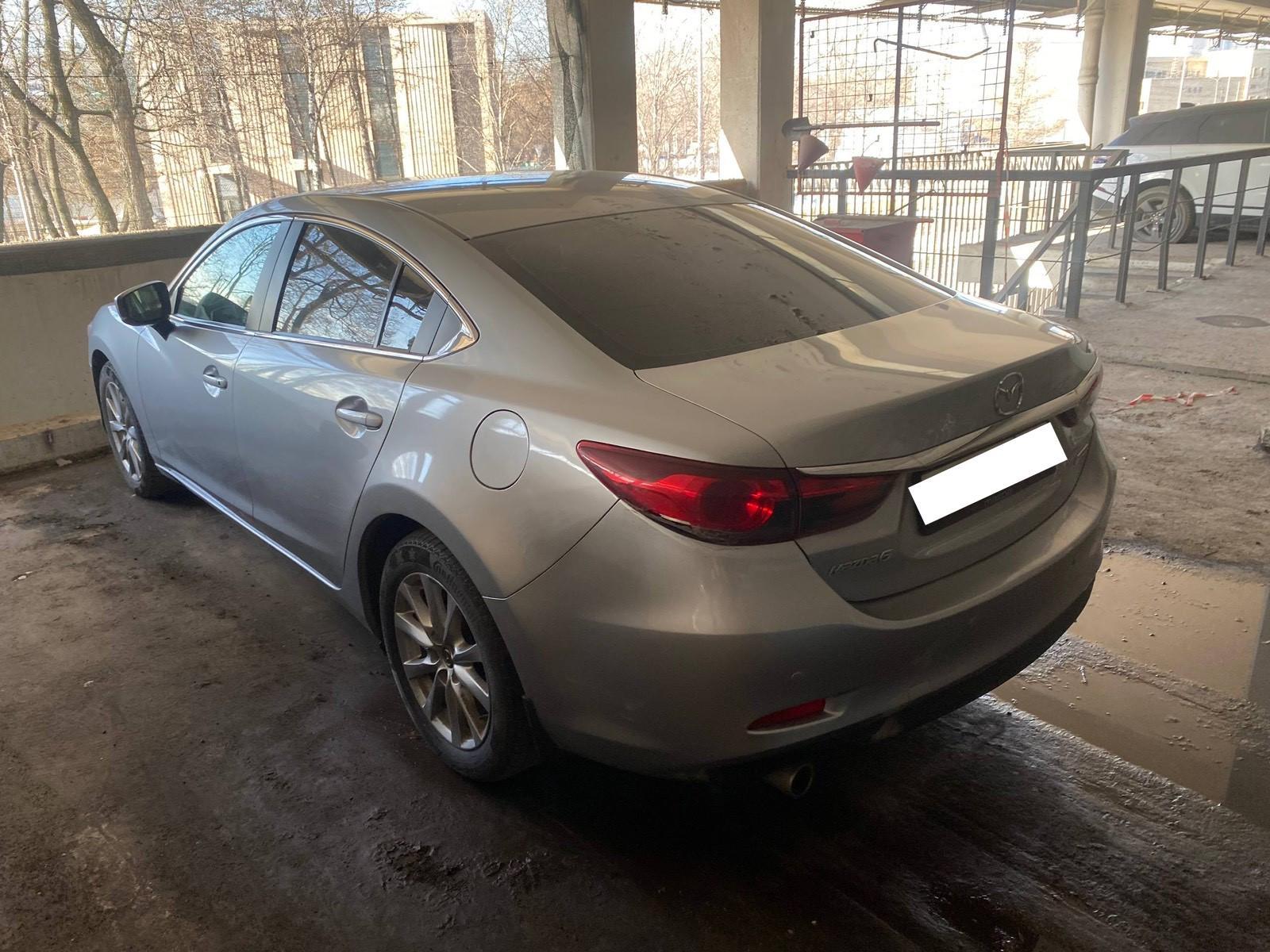 Mazda 6