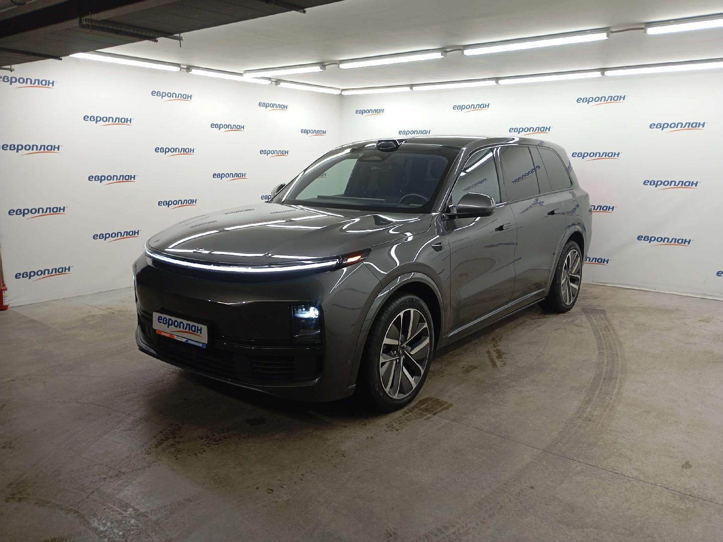 Li Auto (Lixiang) L9