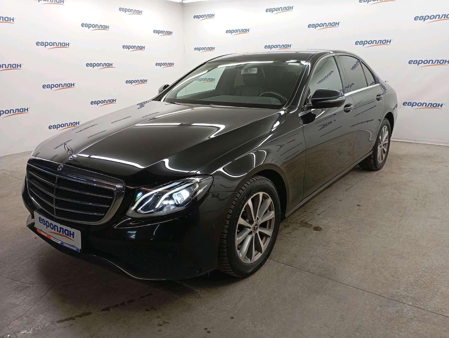 Mercedes-Benz E седан