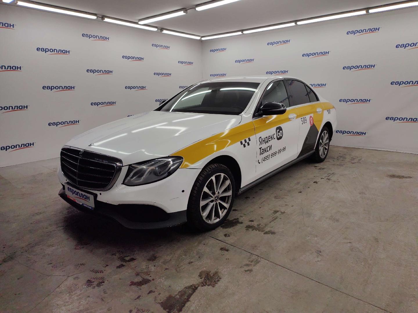 Mercedes-Benz E седан