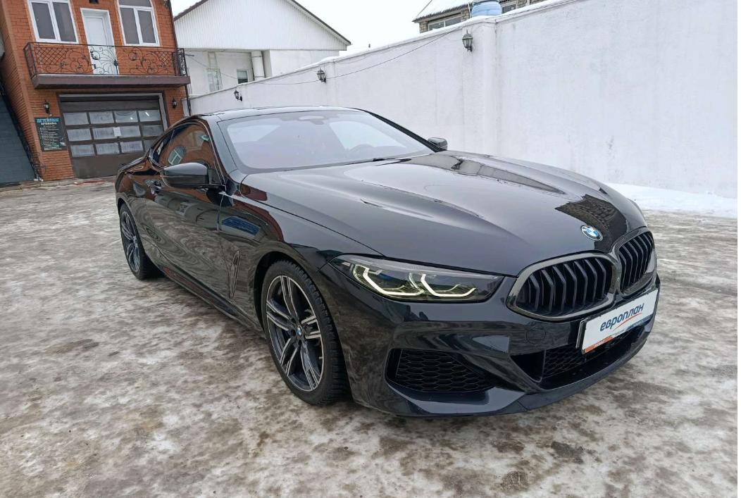 BMW 8 серия Coupe