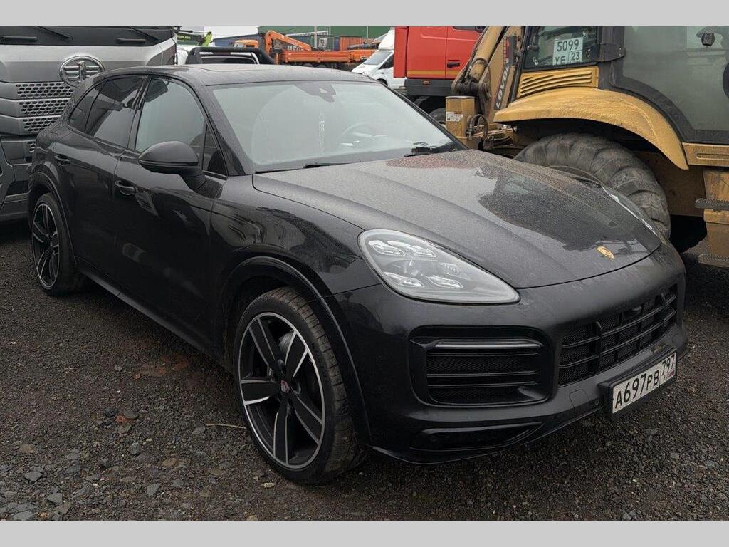PORSCHE CAYENNE