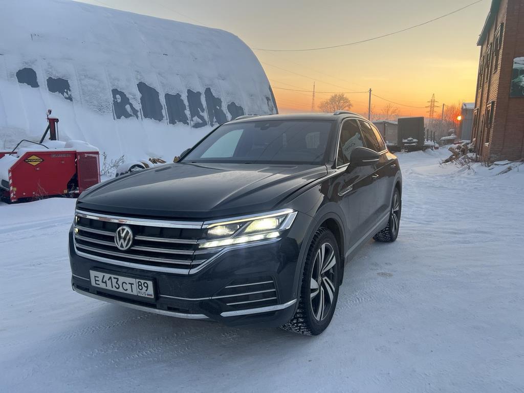 VOLKSWAGEN TOUAREG