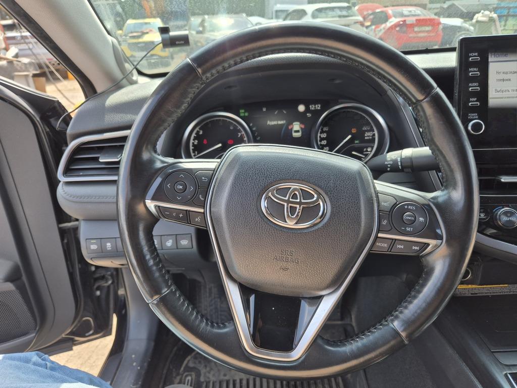 TOYOTA CAMRY