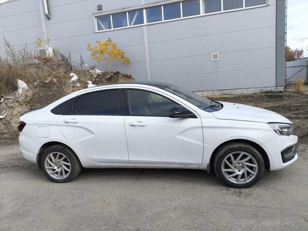 LADA VESTA