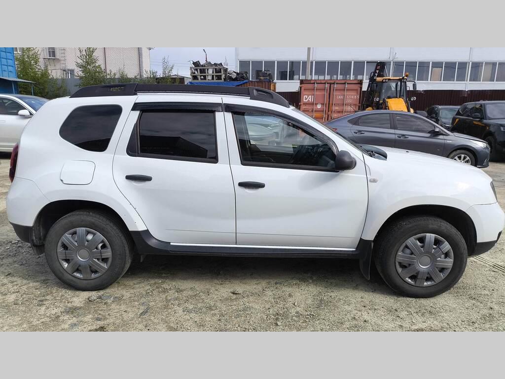 RENAULT DUSTER