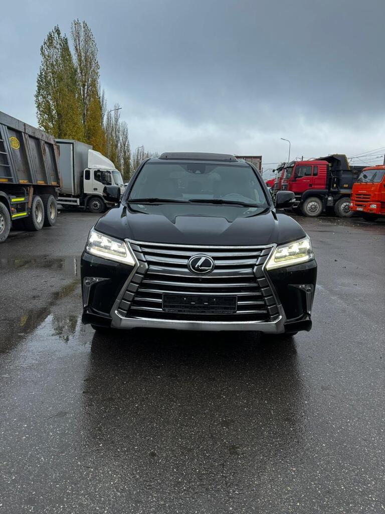 LEXUS LX