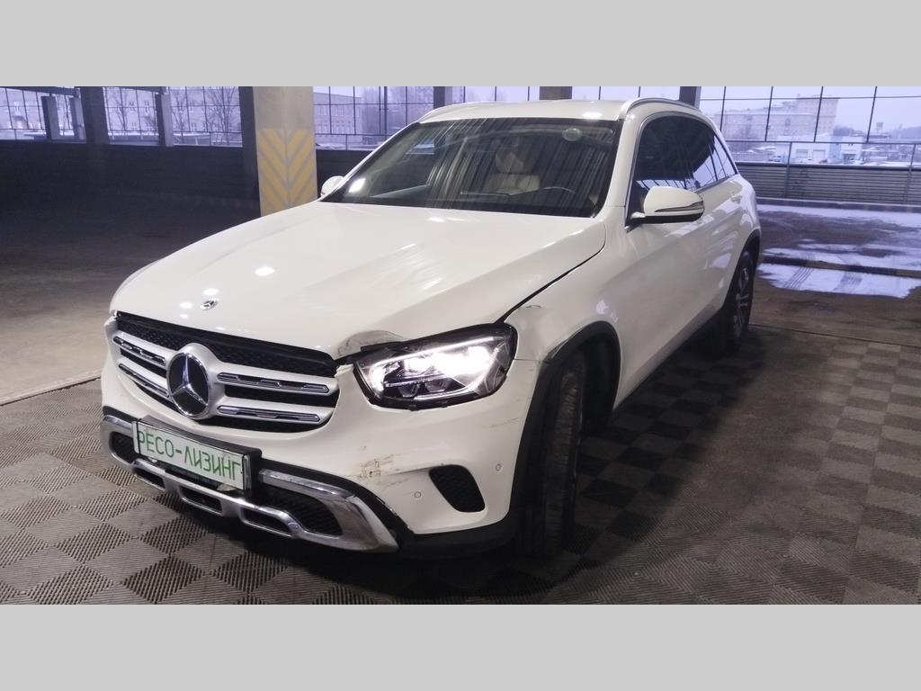 MERCEDES-BENZ GLC