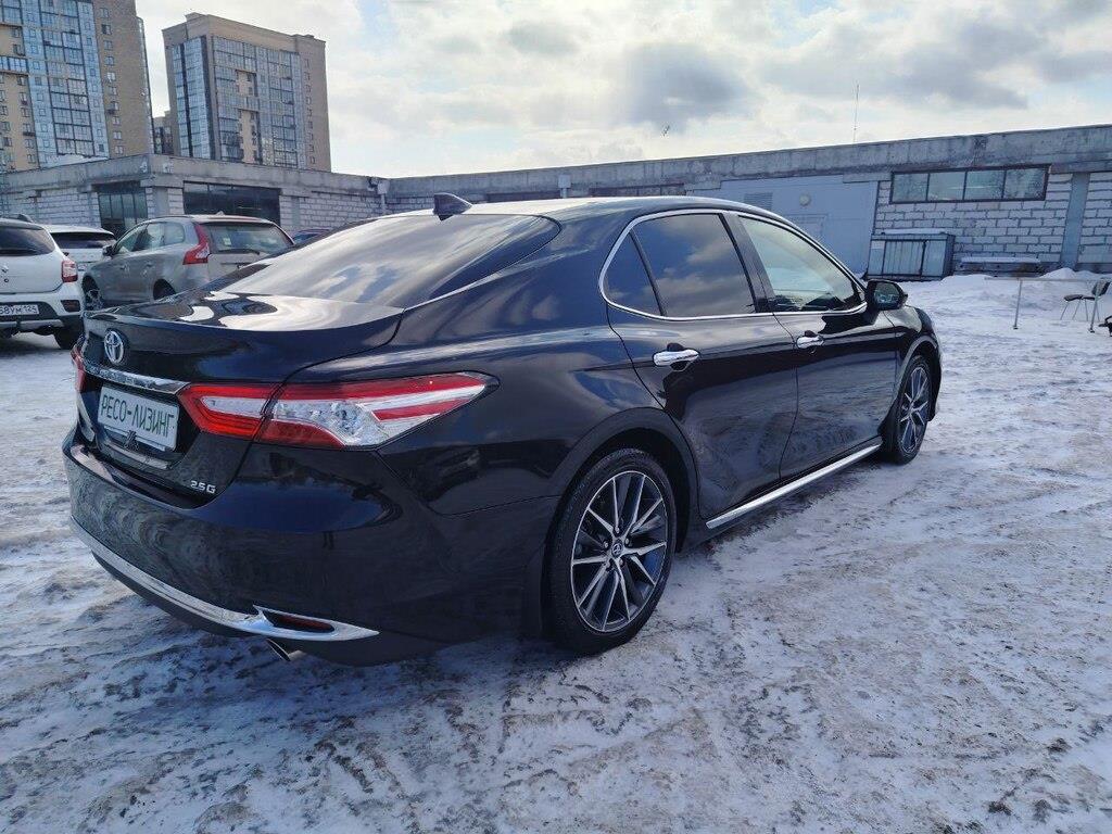 TOYOTA CAMRY