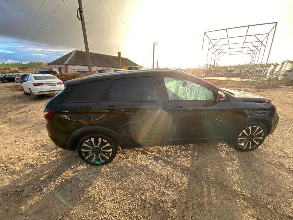 LADA VESTA