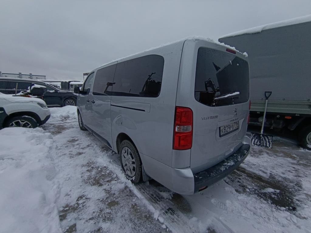 PEUGEOT TRAVELLER