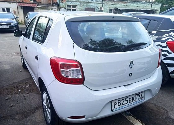 Renault Sandero - фото 3