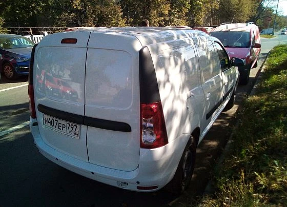 Lada Largus - фото 4