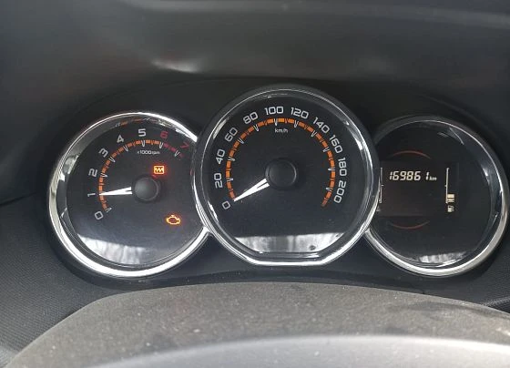 Lada Largus - фото 4