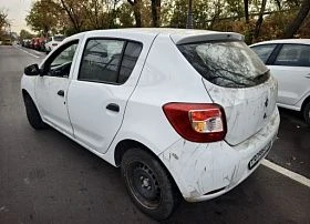 Renault Sandero - фото 3