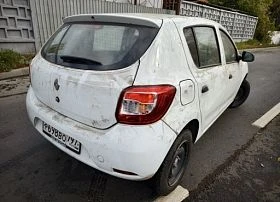Renault Sandero - фото 4