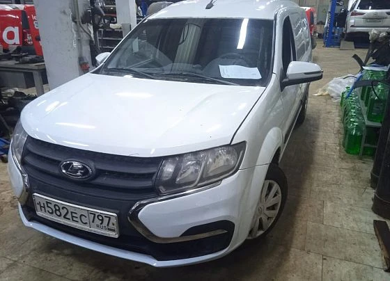 Lada Largus - фото 3