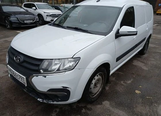 Lada Largus - фото 1